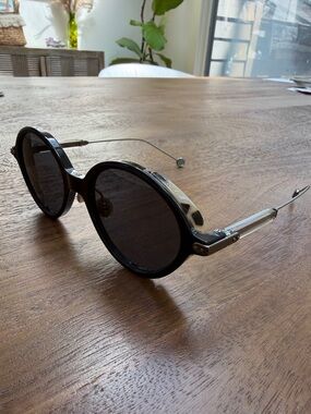 CHRISTIAN DIOR Women's Round
Sunglasses Umbrage L9R Black Smoke
52mm